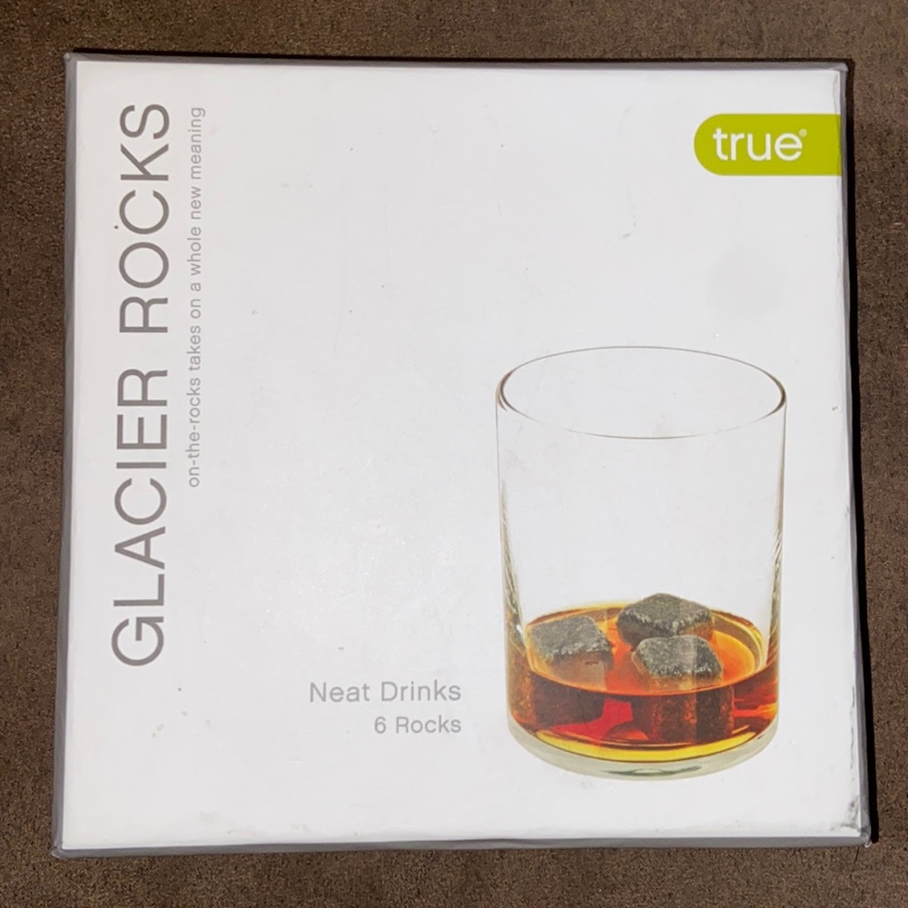 TRUE Fabrications Glacier Rocks Neat Drinks 6 Soapstone Rocks Brand New Open Box